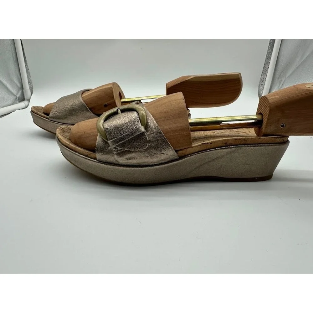 Kork-Ease Women Metallic Bronze Leather Cork Wedge Slide Sandals Buckle‎ Size 7